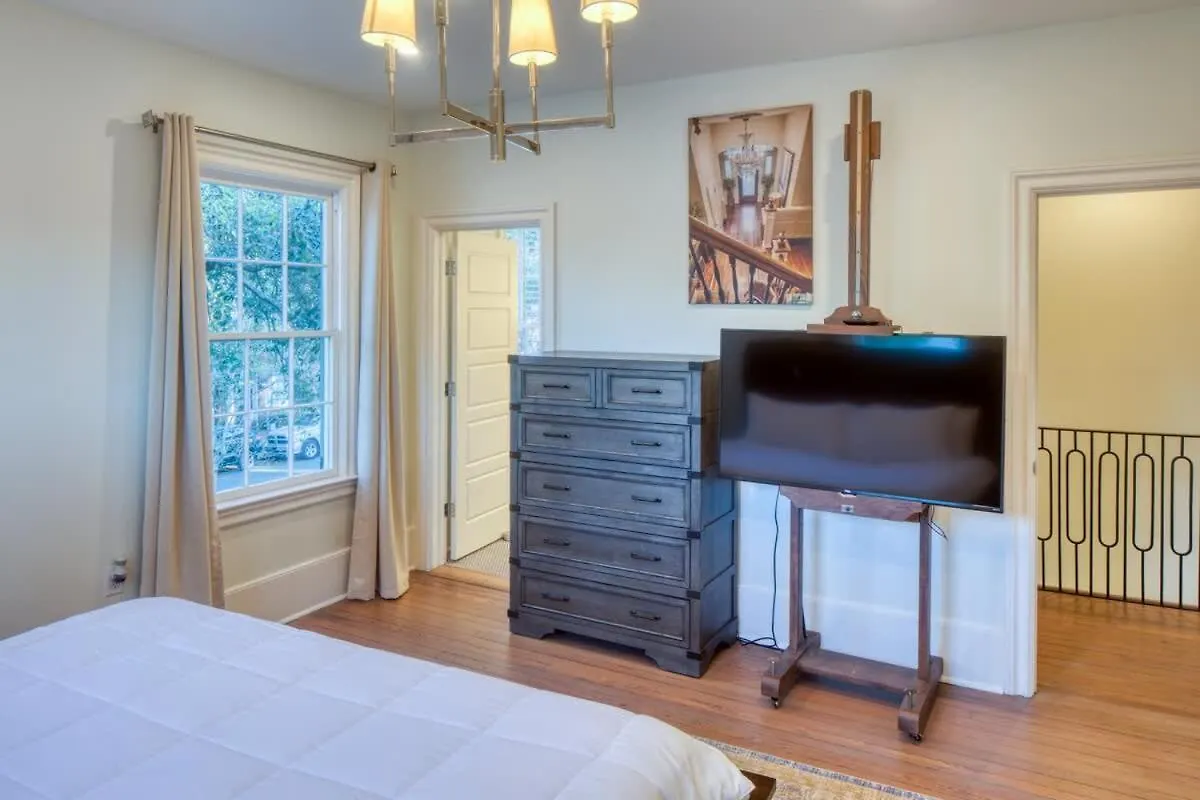 Updated Historic Villa 3 Bedroom Suites Walk Everywhere Savannah