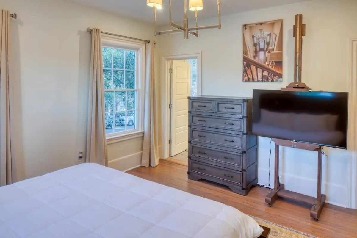 Updated Historic Villa 3 Bedroom Suites Walk Everywhere Savannah