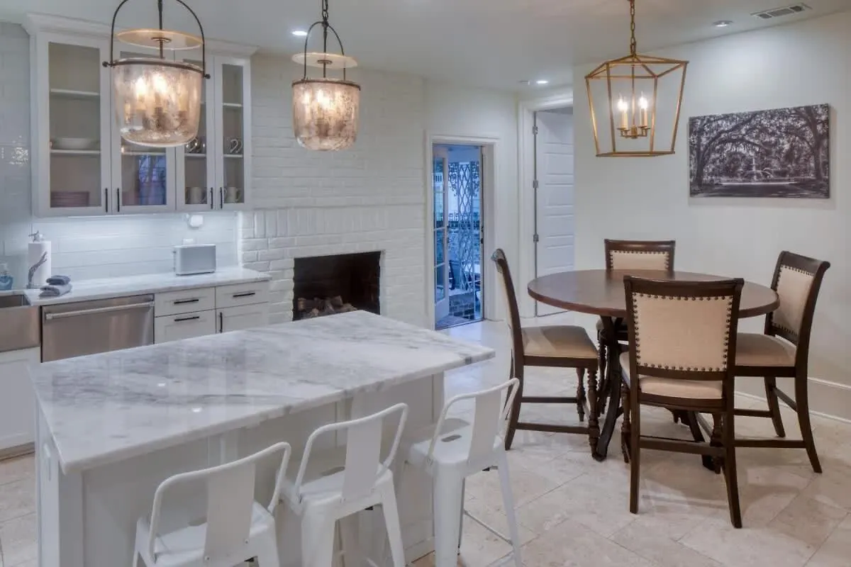 Updated Historic Villa 3 Bedroom Suites Walk Everywhere Savannah